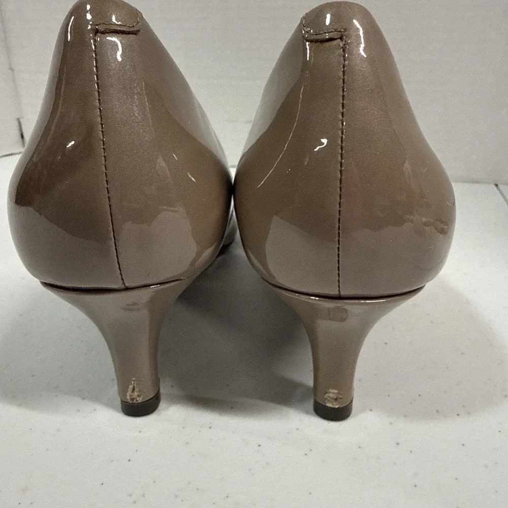 Rockport Total Motion Taupe Patent Leather Pointed Toe Pumps CM0296 Women Size10